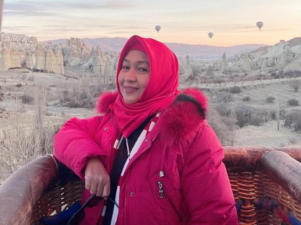 7 Potret Dina Mariana, Penyanyi yang Heboh Dikabarkan Hilang dan Diduga Diculik