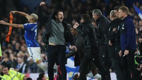 Tangan Lampard Cedera di Laga Dramatis Everton vs Newcastle