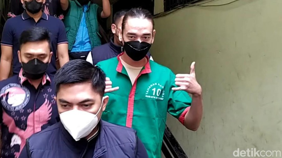 Fauzan Lubis vokalis Sisitipsi yang ditangkap karena ganja.