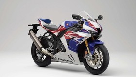 CBR1000RR-R Fireblade SP Edisi 30 Tahun, Incaran Crazy Rich RI