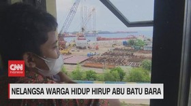 VIDEO: Nelangsa Warga Hidup Hirup Abu Batu Bara