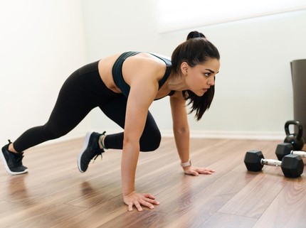 7 Olahraga yang Cepat Menurunkan Berat Badan saat Diet, Paling Gampang Jalan Kaki