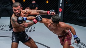 Statistik Ciamik Adrian Usai Tekuk Mantan Juara Dunia ONE Championship