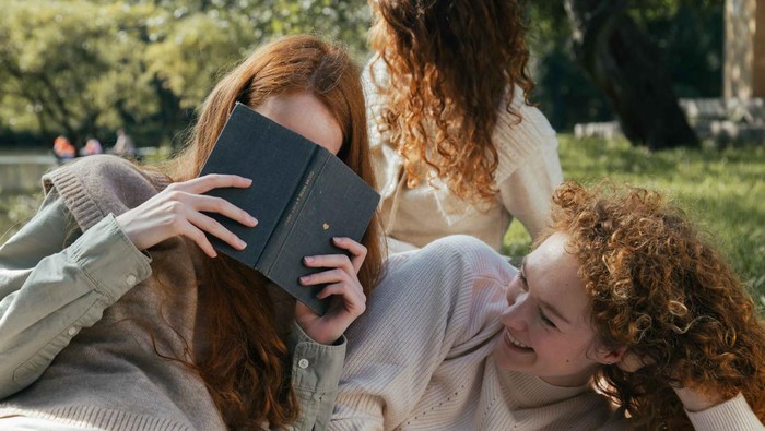 Inilah Sederet Alasan Mengapa Kamu Harus Punya Teman Berzodiak Pisces