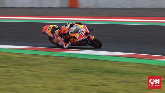 Fabio Quartararo menjadi yang tercepat di FP2 MotoGP Mandalika sedangkan Marc Marquez mengalami kecelakaan.