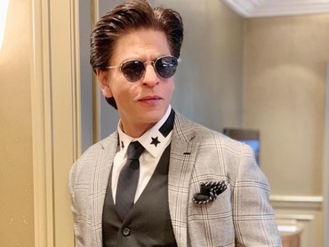 img-title Coba Akupuntur Bagian Vital, Shah Rukh Khan: Memalukan & Menyakitkan