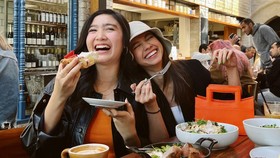 Trik Yuki Kato dan Febby Rastanty Ingatkan Teman Belum Patungan Bayar