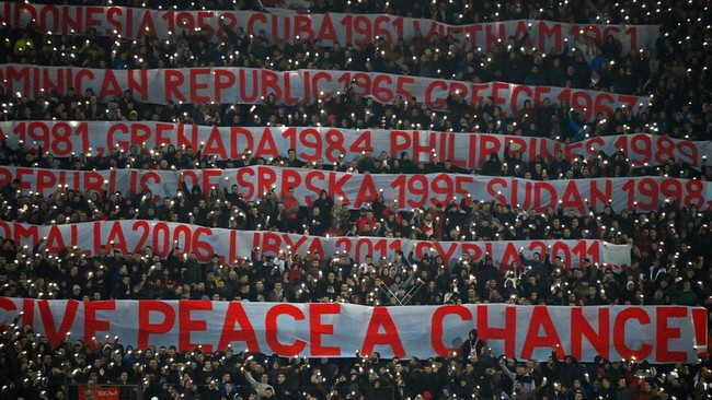 Indonesia 1958 terkait dengan pemberontakan PRRI Semesta di mana CIA ditengarai ikut campur karena tak ingin Indonesia jatuh ke komunisme.