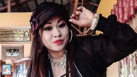 Tante Lala, dari Omelan yang Viral Jadi Pengulas Produk Terkenal