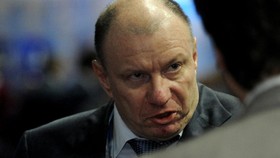 Sanksi Ekonomi ke Rusia, Oligarki di Lingkaran Putin Mulai Was Was