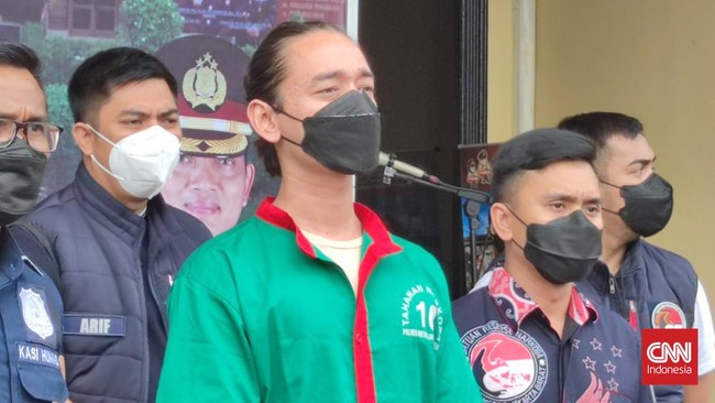 Vokalis Sisitipsi Fauzan Lubis akan menjalani rehabilitasi narkoba selama tiga bulan usai ditangkap polisi terkait kasus narkoba.