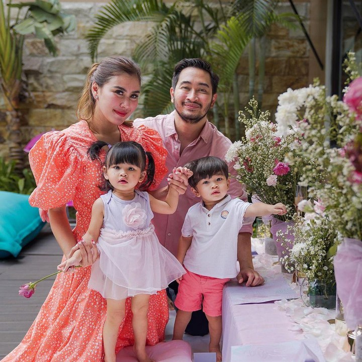 <p>Semoga Syahnaz dan keluarganya selalu diberikan kebahagiaan dan kesehatan ya, Bunda! (Foto: Instagram: @syahnazs)</p>