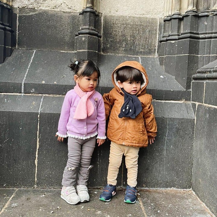 <p>Zayn dan Zunaira lahir pada 3 Januari 2020, Bunda. Kini, usia mereka sudah genap 2 tahun, lho. (Foto: Instagram: @syahnazs)</p>