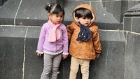 7 Potret Anak Kembar Syahnaz dan Jeje, Netizen Sebut Zayn Mirip Song Kang
