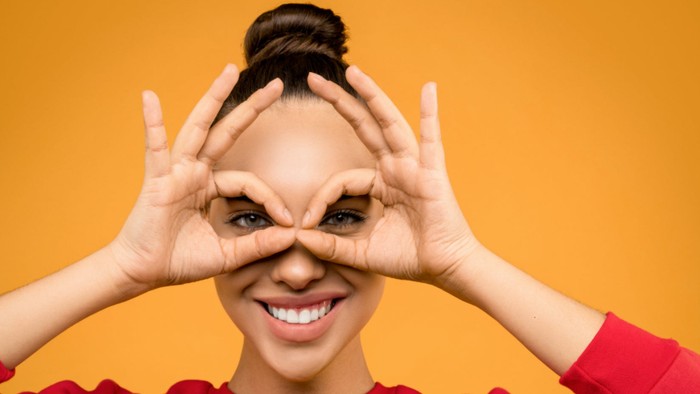 8 Kebiasaan Sehari-hari Anak Muda yang Bisa Merusak Kesehatan Mata!