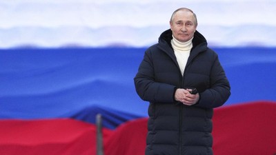 Putin Batuk-batuk saat Pidato, Isu soal Kesehatannya Mencuat Lagi