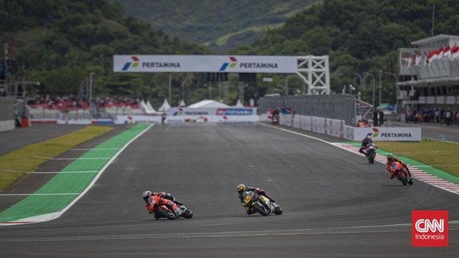 Setelah dua hari beruntun diguyur hujan pada pagi hari, cuaca di Sirkuit Mandalika yang akan menggelar MotoGP Mandalika pada Minggu (20/3), terpantau cerah.