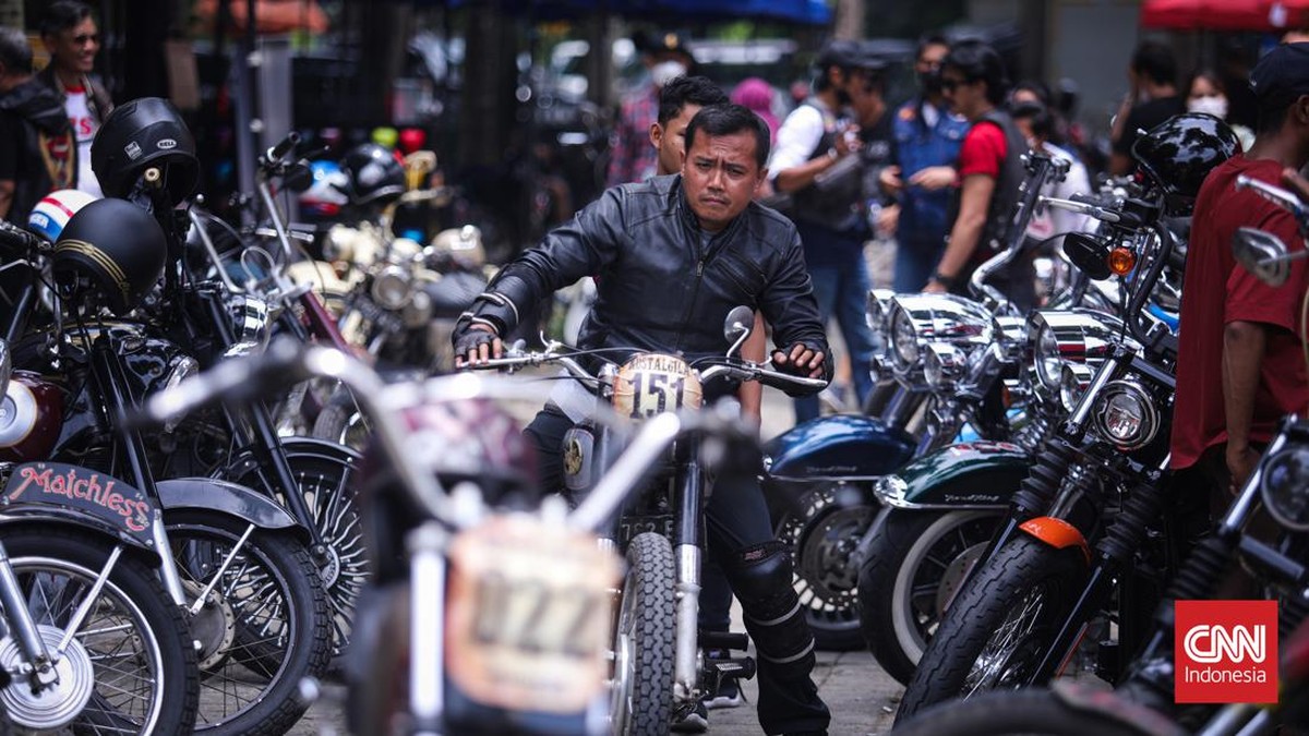 FOTO: Nostalgia Ajang Balap Motor Klasik di Ancol