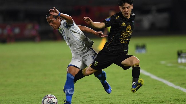 Persebaya Surabaya akan menjadi salah satu kunci dalam upaya Persib Bandung untuk tetap bisa bersaing di jalur juara Liga 1 2021/2022.