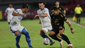 Jelang Persib vs Persija: Klok Dihantui Masalah Perut