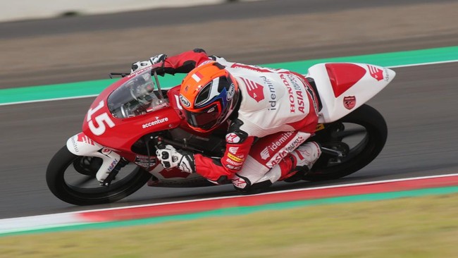 Pembalap muda Indonesia Reykat Yusuf Fadillah memiliki target ambisius pada Race 2 Asia Talent Cup (ATC) 2022, Minggu (20/3), setelah finis ketiga pada Race 1.