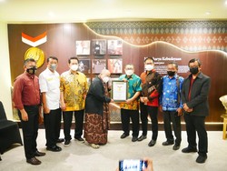 Punya 2.000 Anggota, Serikat Media Siber Indonesia Raih Penghargaan MURI