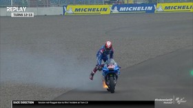 VIDEO: Motor Alex Rins Terbakar di FP4 MotoGP Mandalika