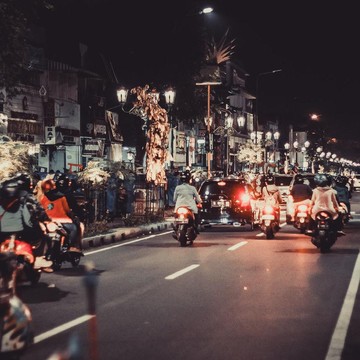 img-title Waspada! Inilah 5 Bahaya Mengintai dari Kebiasaan Naik Motor Larut Malam