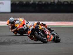 MotoGP Mandalika: Miguel Oliveira Bintang Balapan Basah di Lombok