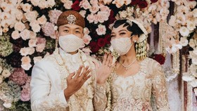 Cerita di Balik Baju Pernikahan Putri Tanjung-Guinandra