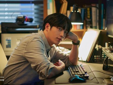 img-title Review 'Grid' Eps 7 & 8: Teka-teki Awal Mula Pembuatan Grid Terungkap