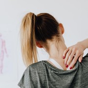 Cara Mengatasi Frozen Shoulder, Gangguan Bahu yang Sering Menyerang Perempuan di Usia 40-an