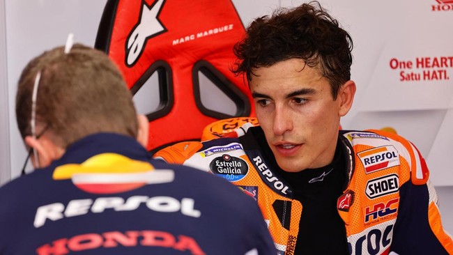 Ayah Jorge Lorenzo, Chicho Lorenzo, menilai Marc Marquez sudah tak punya peluang juara di MotoGP 2022.