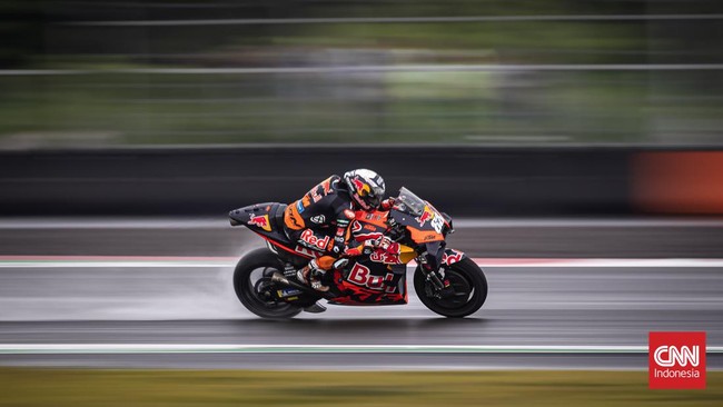 Live streaming MotoGP Catalunya di Sirkuit Catalunya, Minggu (5/6), bisa disaksikan melalui CNNIndonesia.com.