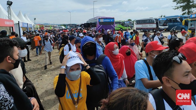 Pemerintah mengatakan saat ini Provinsi Nusa Tenggara Barat masih menerapkan PPKM Level 1 karena tak ada lonjakan Covid usai MotoGP Mandalika.