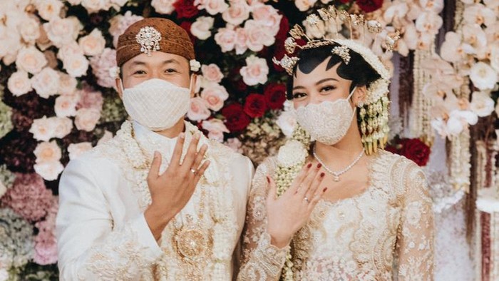 Putri Tanjung Resmi Menikah dengan Guinandra Jatikusumo, Ini Potret Lengkapnya!