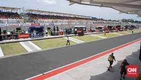 Kala Espargaro dan Miller Keluar Paddock Nonton Start Moto3 Mandalika