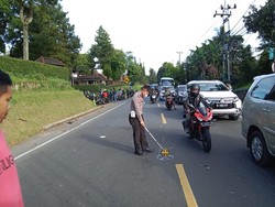 3 Motor Kecelakaan Beruntun di Jalan Raya Puncak Bogor, 5 Orang Terluka