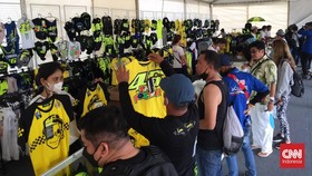 Orangnya Sudah Pensiun, Toko Rossi Tetap Laku di MotoGP Mandalika
