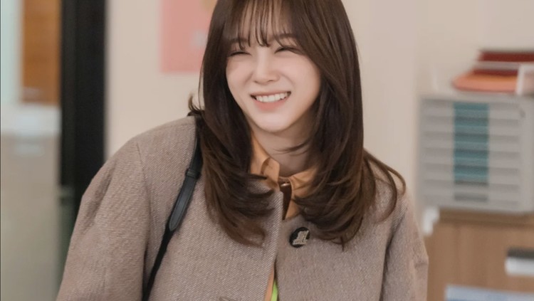 Gaya Kim Sejeong di Drakor A Business Proposal