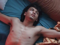 Jefri Nichol Belajar Merokok untuk Jakarta vs Everybody
