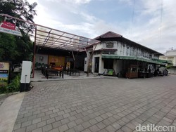 Kafe di Tengah Kota Surabaya Ini Tawarkan Suasana Vintage, Penasaran?