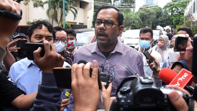 Jubir Luhut Sentil LBH Muhammadiyah soal Janggal Kasus Haris Azhar Jubir Luhut, Jodi Mahardi menilai LBH Muhammadiyah belum melakukan riset usai menuding penetapan tersangka Haris-Fatia tidak sah.