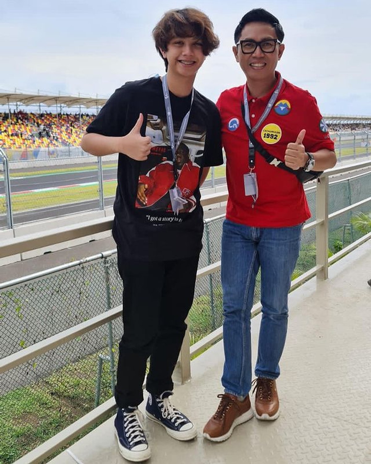 Potret Artis Tonton Motogp Mandalika 2022