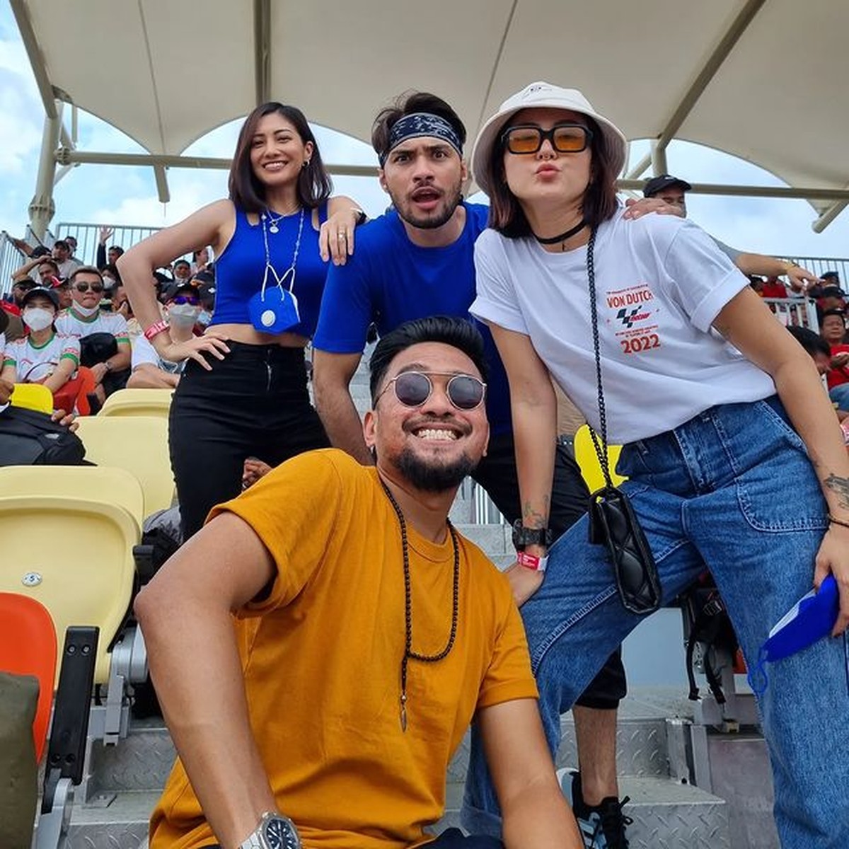 Potret Artis Tonton Motogp Mandalika 2022