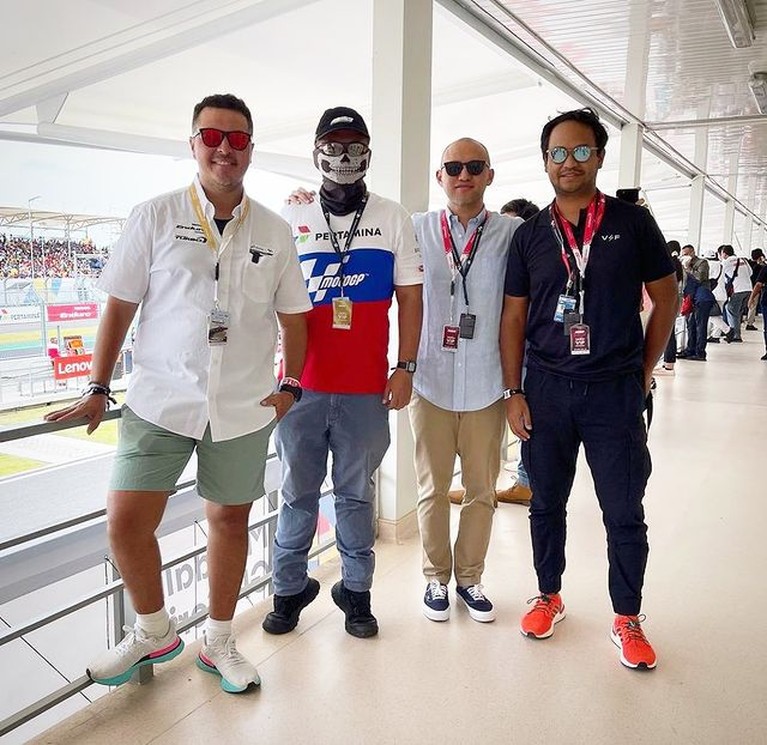 Potret Artis Tonton Motogp Mandalika 2022 Potret Artis Tonton Motogp Mandalika 2022