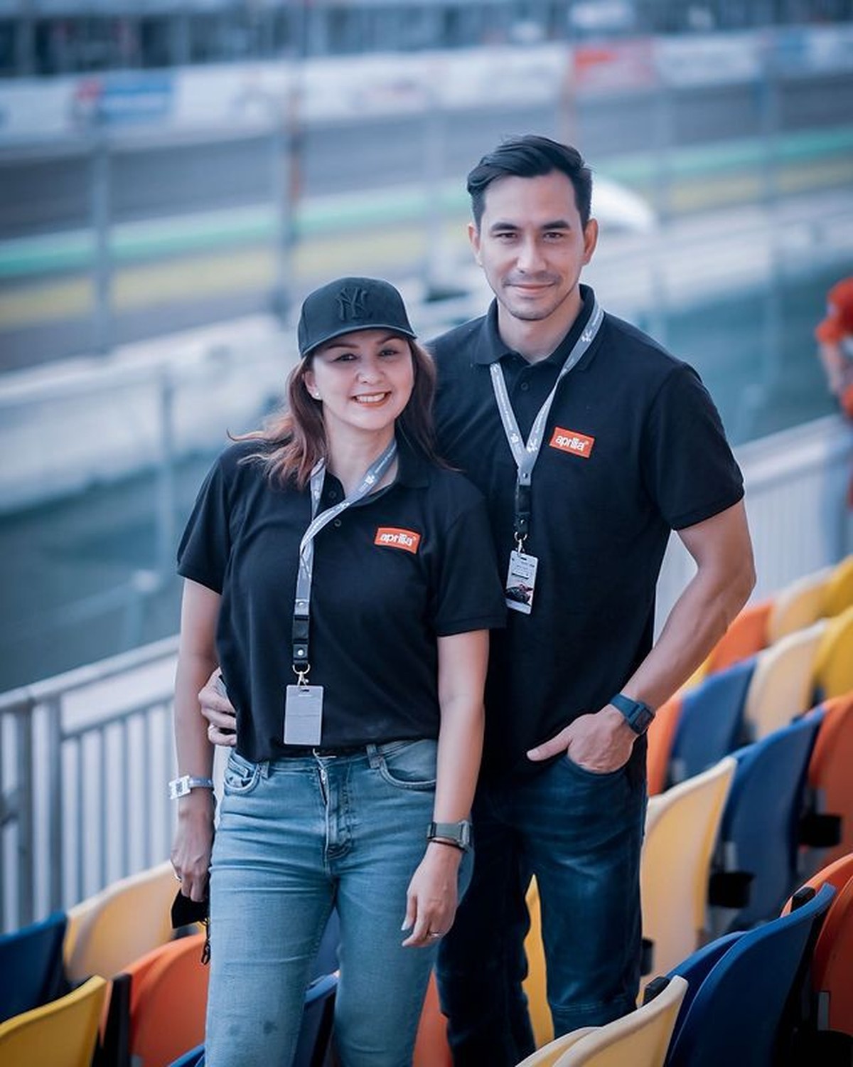 Potret Artis Tonton Motogp Mandalika 2022