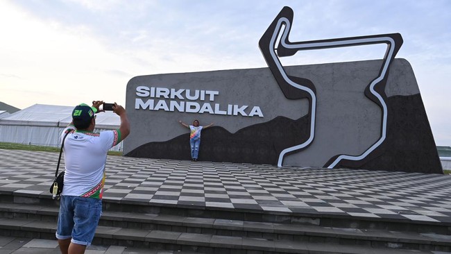 Bos RNF Yamaha yang juga mantan CEO Sirkuit Sepang, Razlan Razali, memberi pujian luar biasa untuk Sirkuit Mandalika usai menggelar MotoGP.