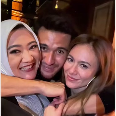 Momen Kompak Wulan Guritno dan Ibunda Sabda Ahessa, Sudah Dapat Restu?