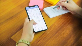 Gaji Suka Cuma Lewat? Coba Strategi Ini Biar Bisa Investasi